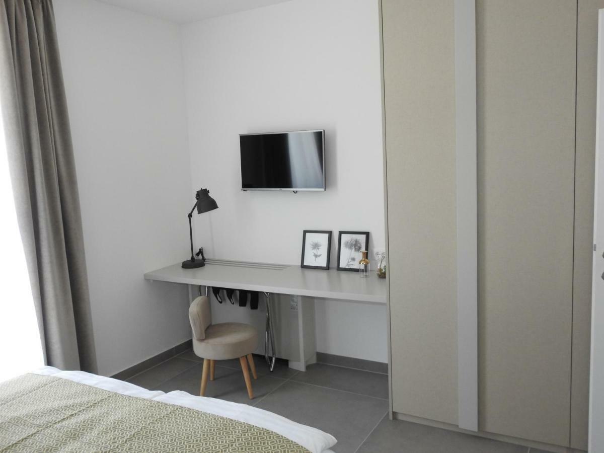 Luxury Apartments Magali 2 Rovinj Exterior photo