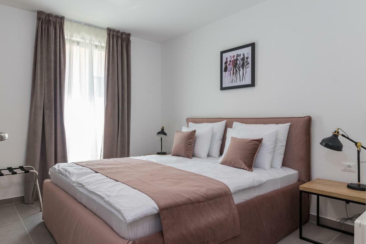 Luxury Apartments Magali 2 Rovinj Exterior photo