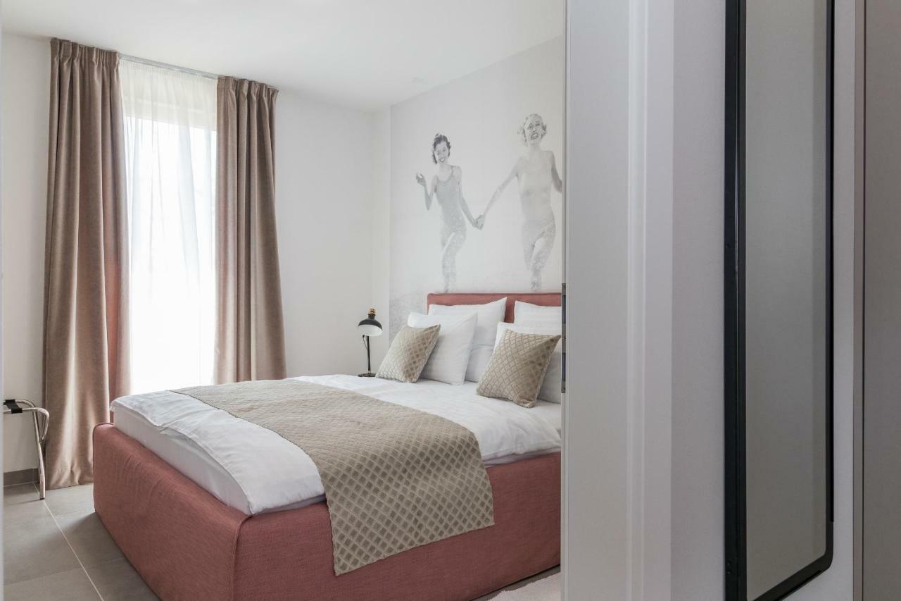 Luxury Apartments Magali 2 Rovinj Exterior photo