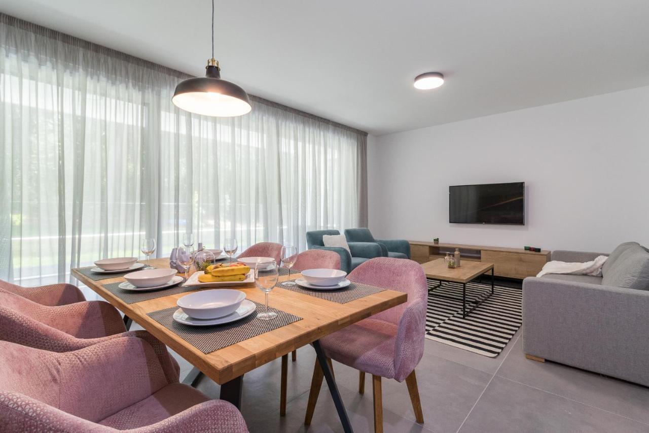 Luxury Apartments Magali 2 Rovinj Exterior photo
